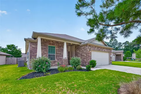 Exterior - 4429 Longleaf Timbers Ct, Conroe, TX 77304 photo 2 of 8