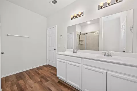 Entry Way - 4429 Longleaf Timbers Ct, Conroe, TX 77304 photo 3 of 3