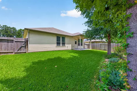 Exterior - 4429 Longleaf Timbers Ct, Conroe, TX 77304 photo 8 of 8