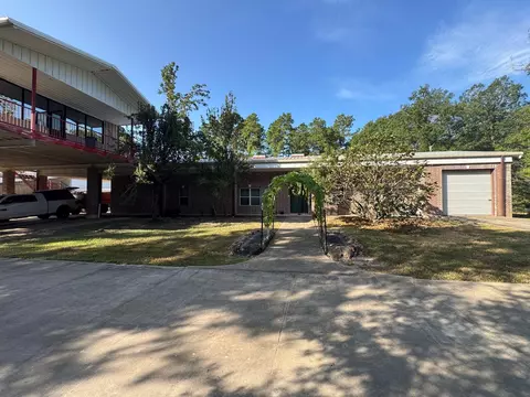 Exterior - 9800 Ramzi Dr, Conroe, TX 77303 photo 5 of 12