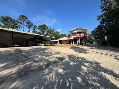 Exterior - 9800 Ramzi Dr, Conroe, TX 77303 photo 2 of 12