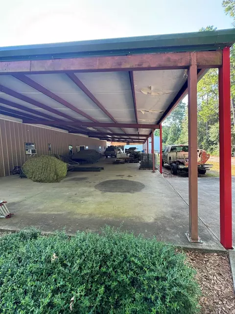 Exterior - 9800 Ramzi Dr, Conroe, TX 77303 photo 6 of 12