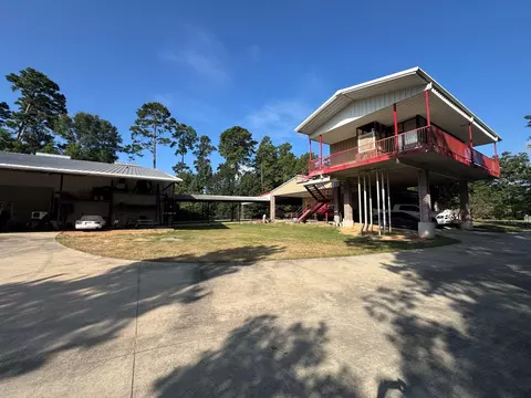 Exterior - 9800 Ramzi Dr, Conroe, TX 77303 photo 3 of 12