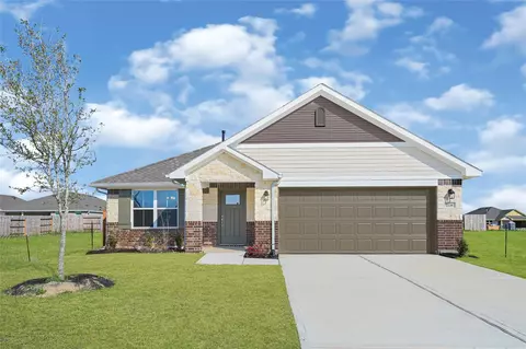 2238 W Post Oak Cir, Dayton, TX 77535