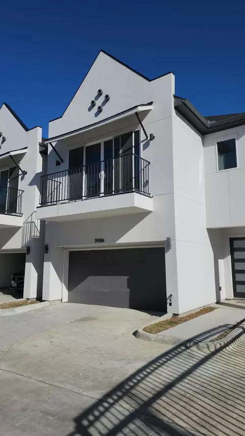 5908 St Augustine St #A, Houston, TX 77021