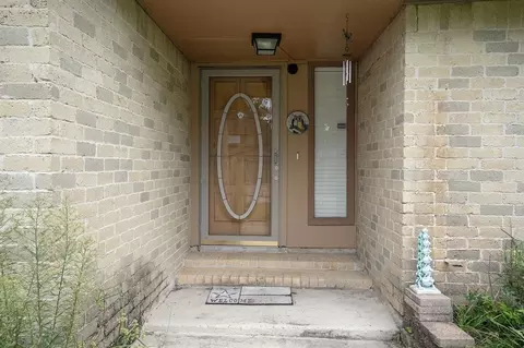 Entry Way - 4423 Mossygate Dr, Spring, TX 77373 photo 1 of 2