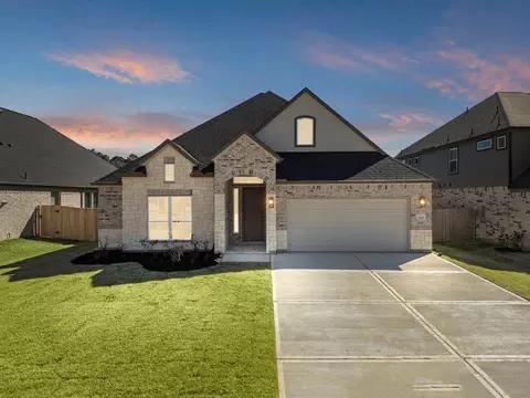 2108 Golden Spruce Ct, Conroe, TX 77301