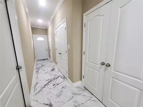 Entry Way - 1306 N 9th St, Conroe, TX 77301 photo 3 of 4