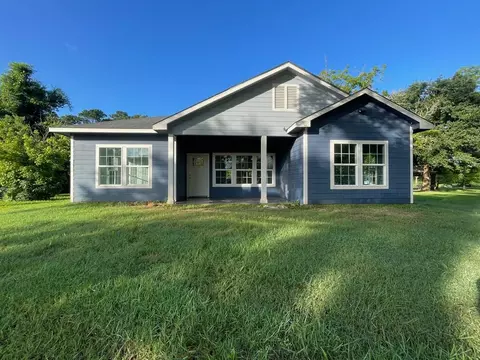 450 Governor Hogg Dr, Point Blank, TX 77364