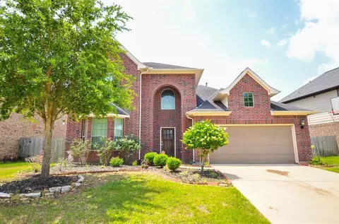 6638 Miller Shadow Ln, Sugar Land, TX 77479