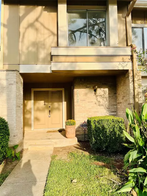 2325 Crescent Park Dr #277, Houston, TX 77077