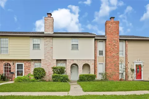 1420 Silverpines Rd #420, Houston, TX 77062