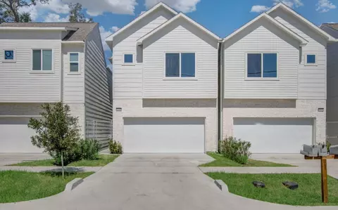 5215 Noble St #B, Houston, TX 77020