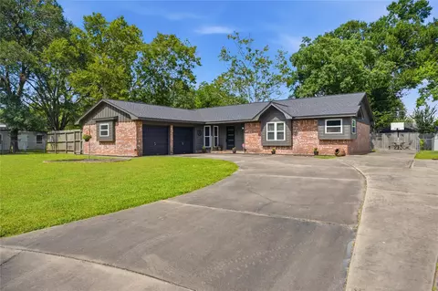1400 Gardenia Cir, Rosenberg, TX 77471