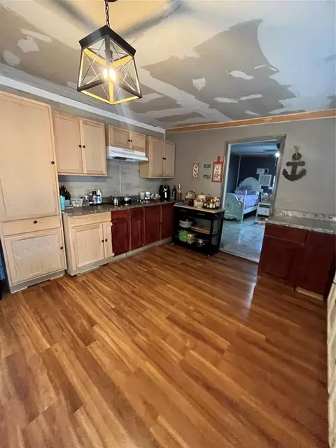Kitchen - 8026 Forest Trace Blvd, Conroe, TX 77306 photo 4 of 5