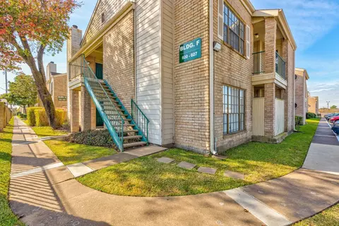 14600 Fonmeadow Dr #607, Houston, TX 77035