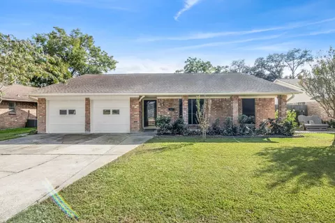 3226 Bayou St, Deer Park, TX 77536