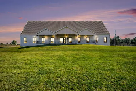1200 Davenport Pkwy, Rosharon, TX 77583
