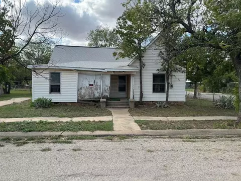 1000 S Frio St, Coleman, TX 76834