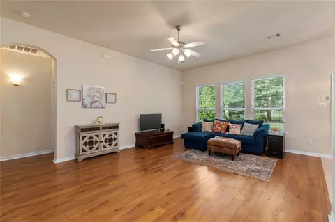 Living - 68 Hallmark Dr, Conroe, TX 77304 photo 2 of 2