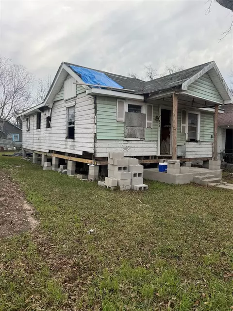 3926 Sayers St, Houston, TX 77026