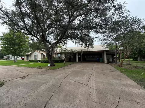 7611 King St, Manvel, TX 77578