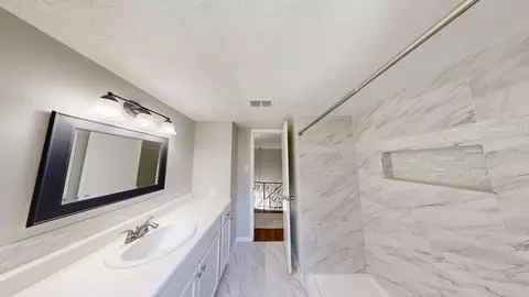 Bath - 619 Cotter Dr, Spring, TX 77373 photo 6 of 7