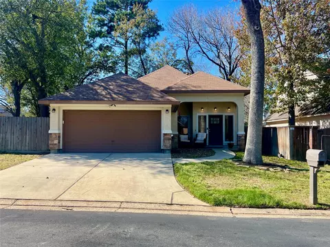 Exterior - 13901 Hydra Ct, Willis, TX 77318 photo 5 of 6