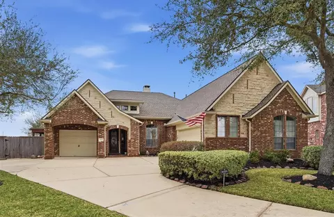 1558 Viejo Rd, League City, TX 77573