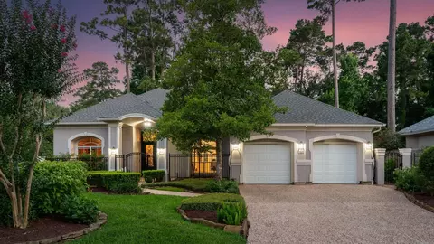6 Harbor Cove Dr, The Woodlands, TX 77381