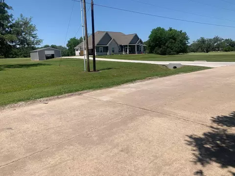 1031 Mill Rd, Angleton, TX 77515 photo 10