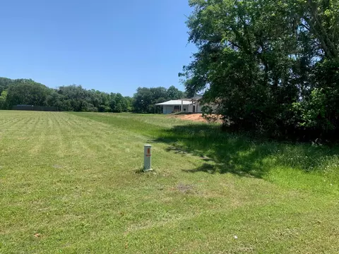 1031 Mill Rd, Angleton, TX 77515 photo 11