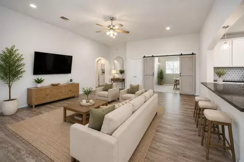 350 American Black Bear Dr, Crosby, TX 77532