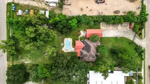 2300 W Tidwell Rd, Houston, TX 77091