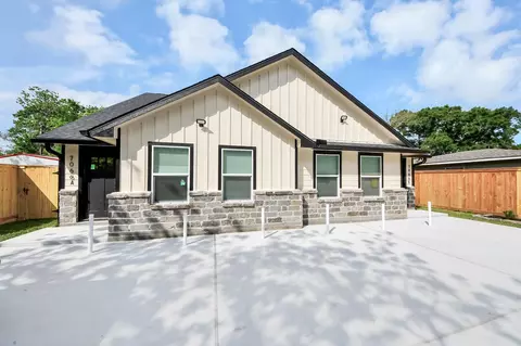 7066 Villa St #B, Houston, TX 77061