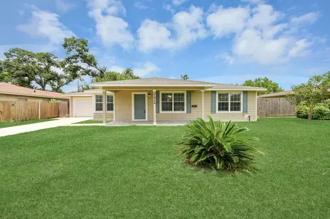 7906 Hammerly Blvd, Houston, TX 77055