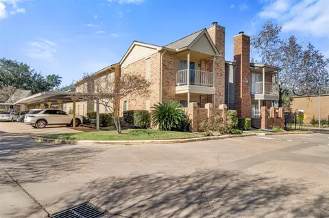 1515 Sandy Springs Rd #3404, Houston, TX 77042