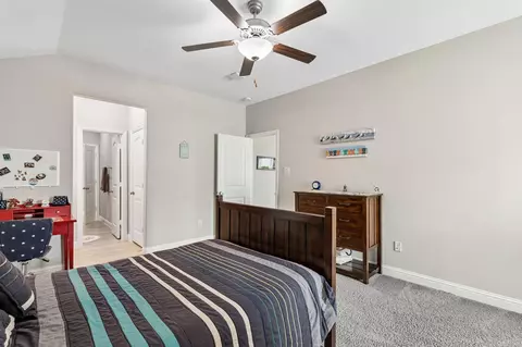 Bedroom - 7515 Windsong Bend Rd, Spring, TX 77379 photo 8 of 10