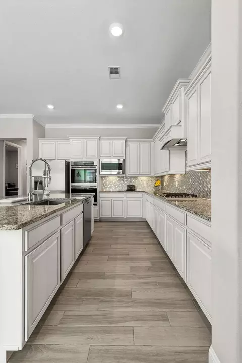 Kitchen - 7515 Windsong Bend Rd, Spring, TX 77379 photo 1 of 6