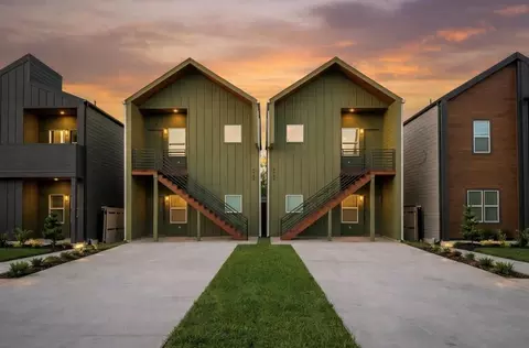 9742 Garcroft A-b St, Houston, TX 77029