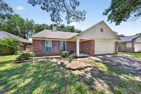 9319 Bayou Bluff Dr, Spring, TX 77379