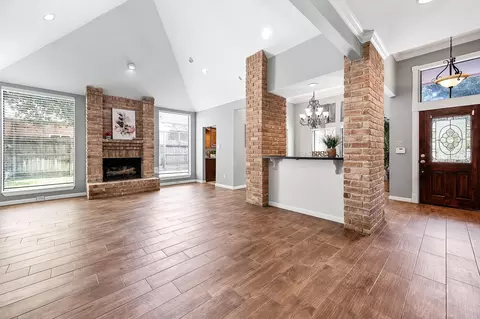 11606 Aspenway Dr, Houston, TX 77070