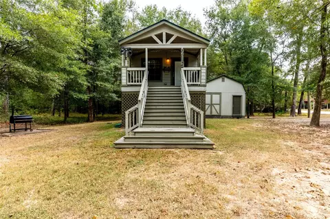 215 Center St, Cleveland, TX 77327
