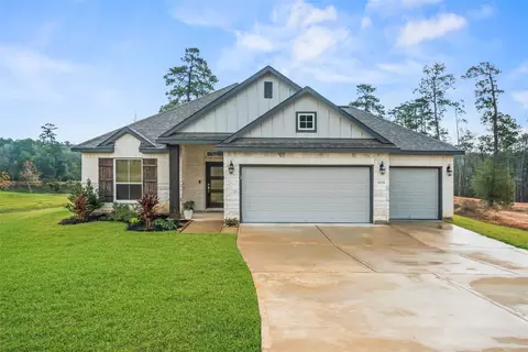 11755 Oakwood Ranch Dr, Willis, TX 77378