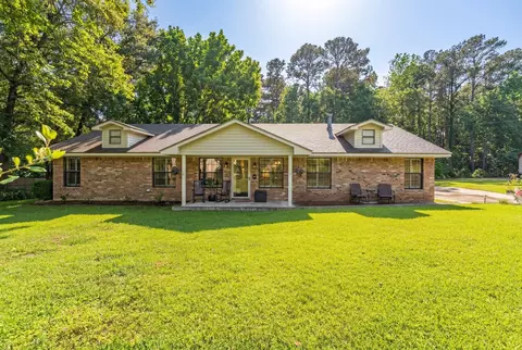 129 Pine Valley Dr, Livingston, TX 77351