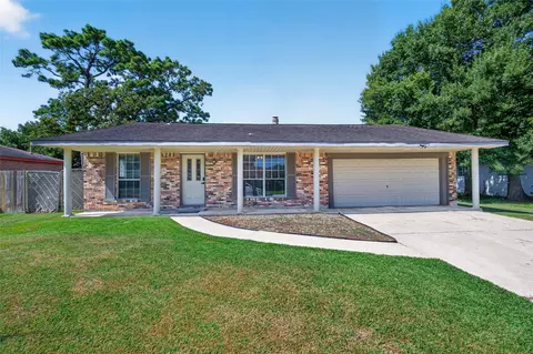 2226 Viola Dr, League City, TX 77573