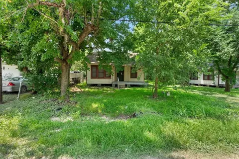 7335 Phillips St, Houston, TX 77088