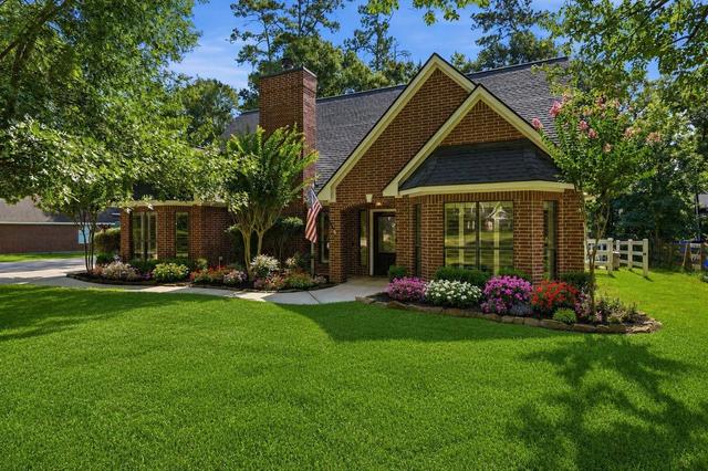 2312 Hollowbrook Ln, Conroe, TX 77384