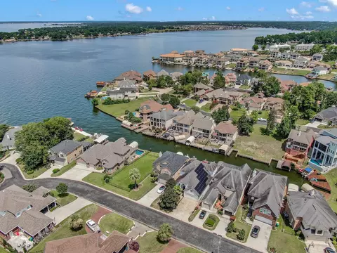 View/Area - 12394 Pebble View Dr, Conroe, TX 77304 photo 1 of 11