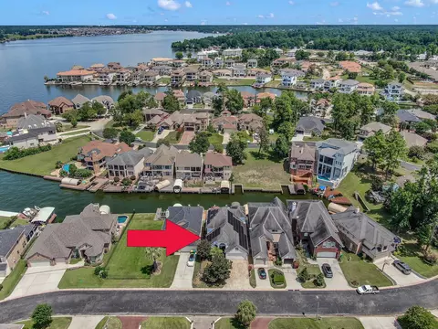 View/Area - 12394 Pebble View Dr, Conroe, TX 77304 photo 10 of 11